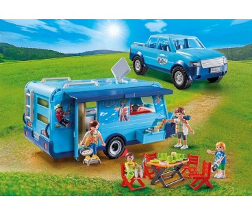 Playmobil FunPark 9502 – Samochód  z Przyczepą Kempingową