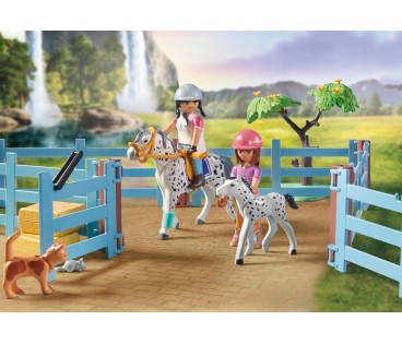 PLAYMOBIL Horses of Waterfall 71351 STADNINA KONI