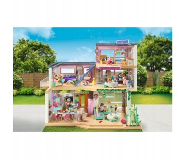 Playmobil My Life 71607 Dom z ogrodem zimowym